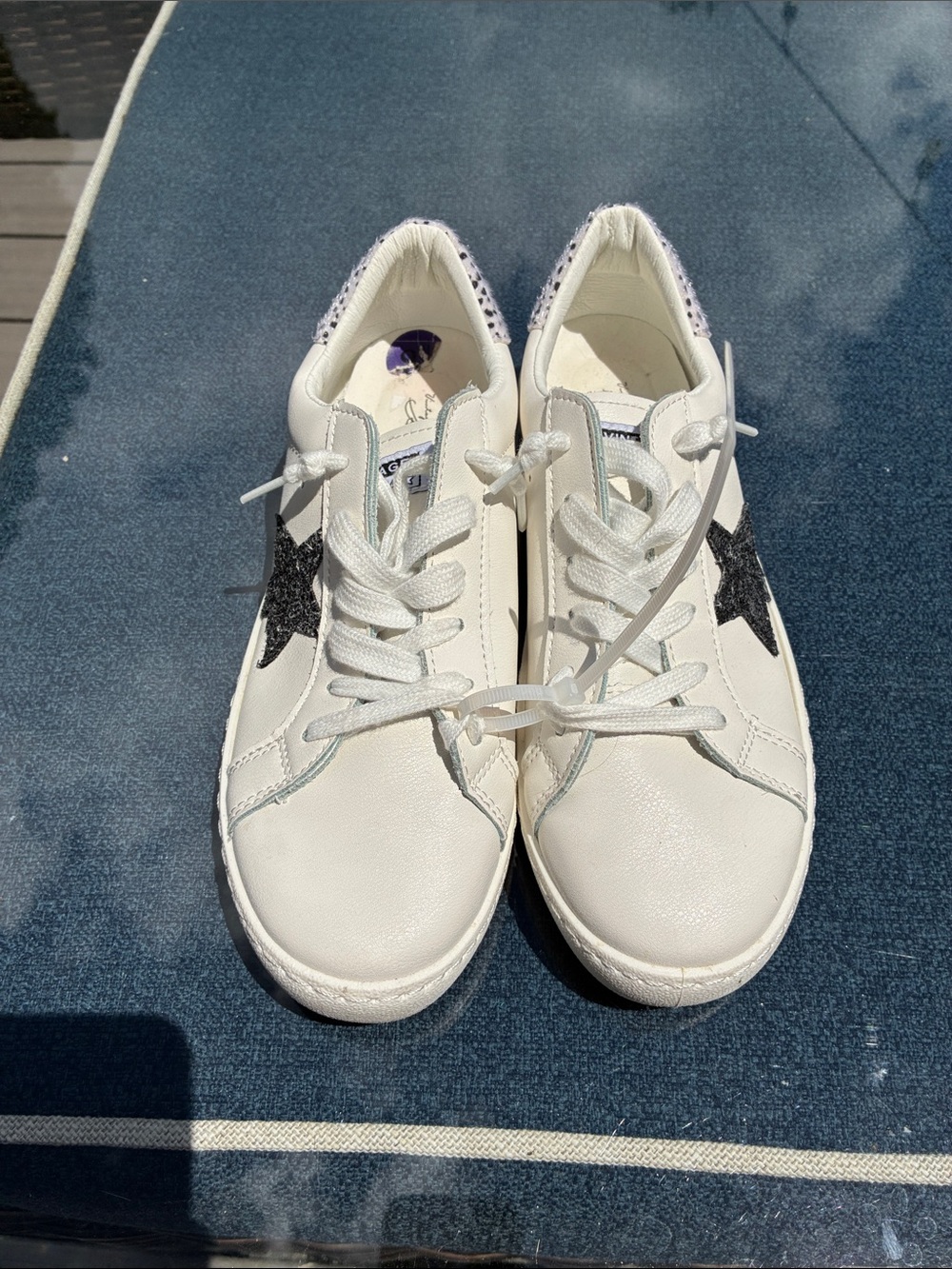 Vintage Havana White Leather Sneakers with Black Glitter Star - Picture 2 of 7